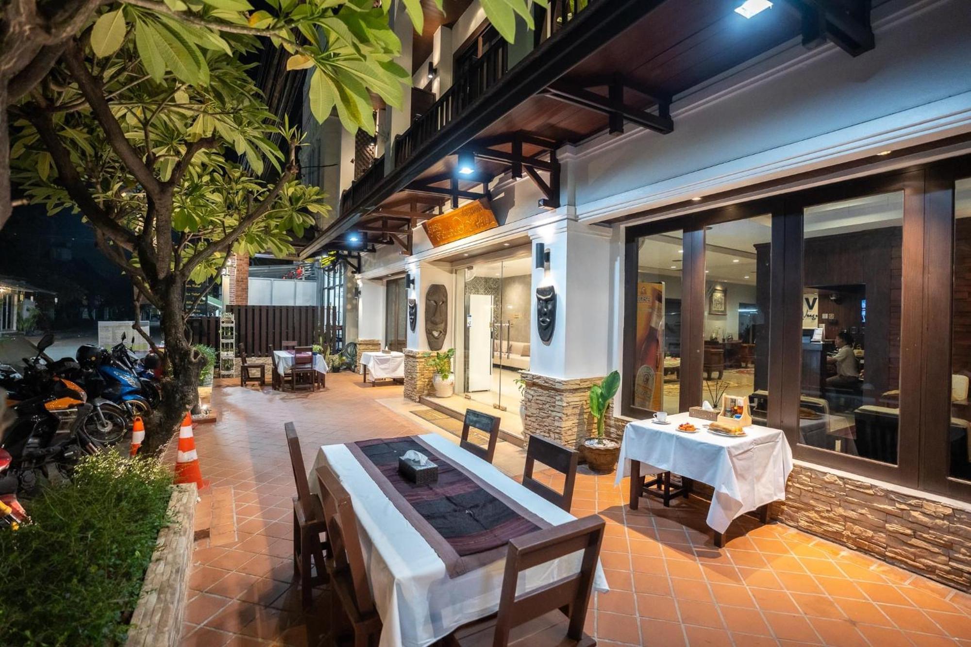Vongkhamsene Boutique Hotel Ban Nongdouang Exteriör bild